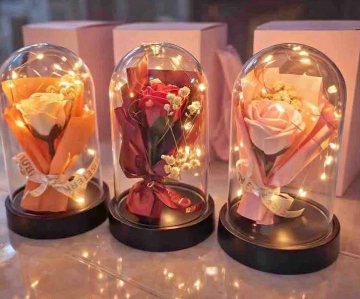 Flor eterna con luz